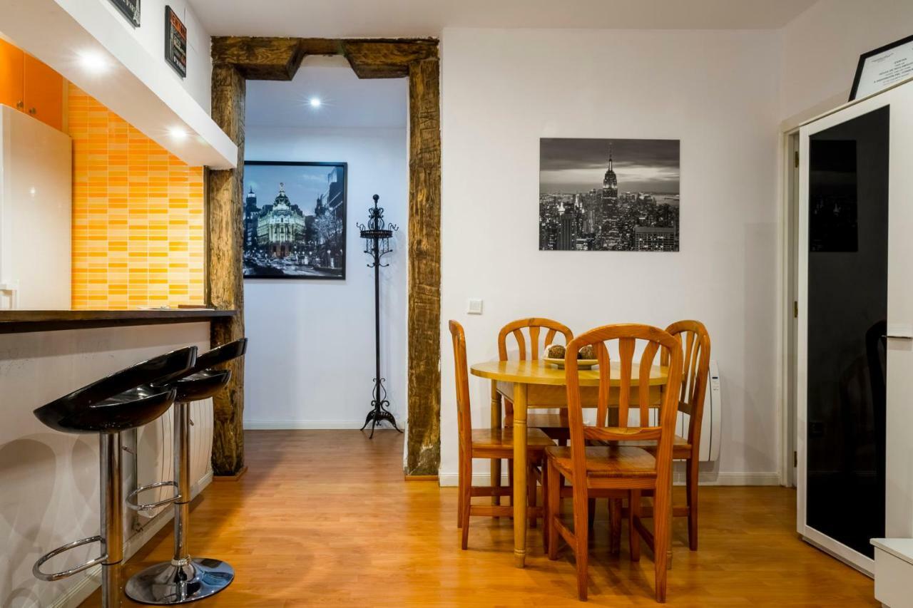 Colegiata Appartement Madrid Buitenkant foto