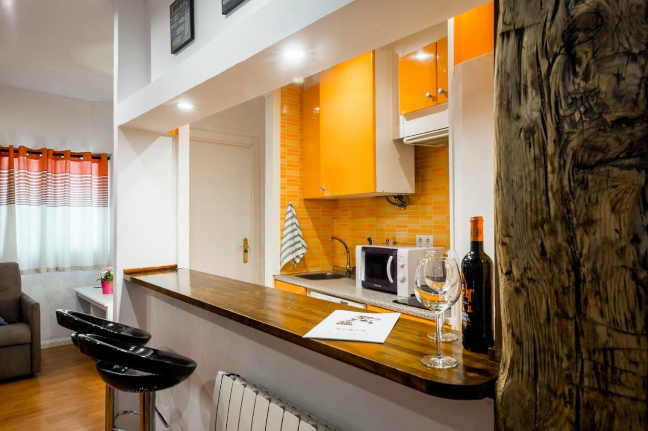 Colegiata Appartement Madrid Buitenkant foto
