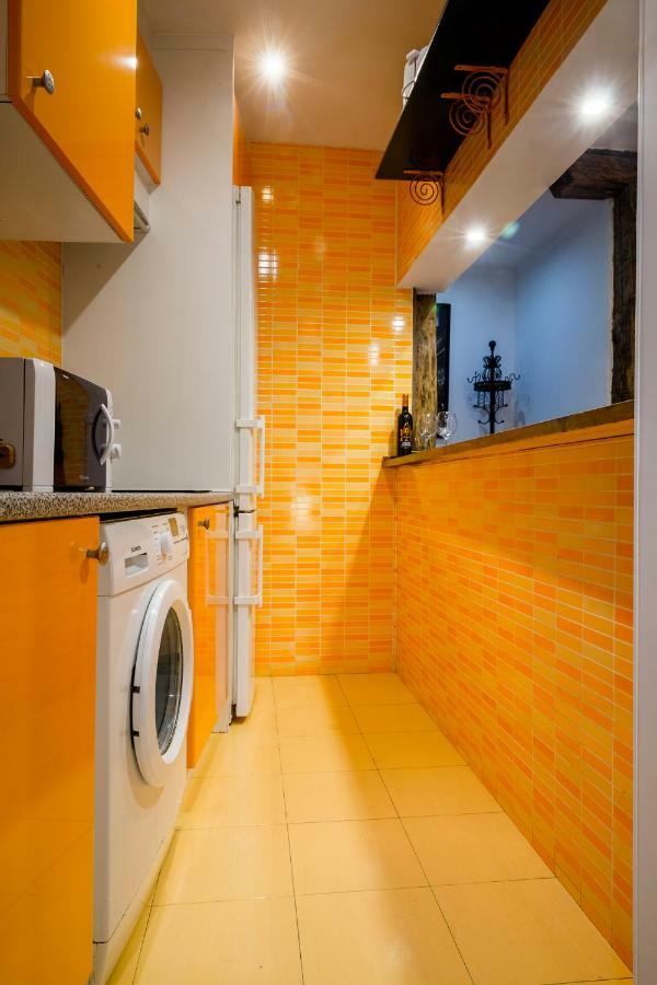 Colegiata Appartement Madrid Buitenkant foto